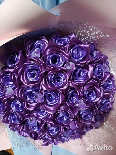 Букет из атласных роз