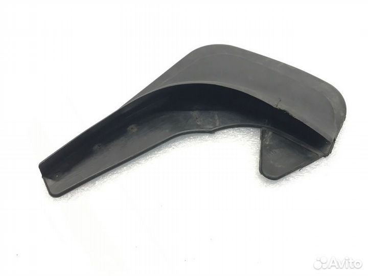 Брызговик передний правый Ford Mondeo седан 2.3