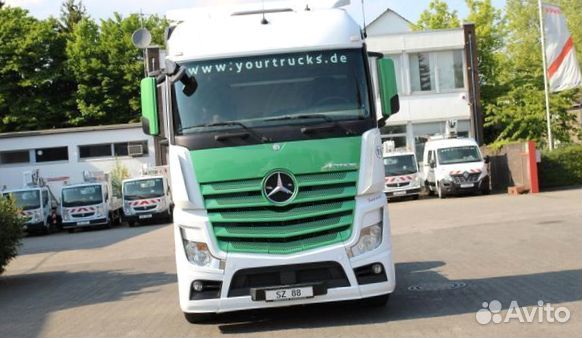 Pазбираем грузовик Mercedes-Benz Actros mpiv с 201