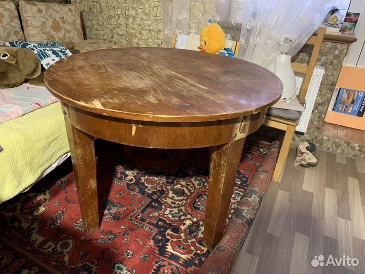 Стол Круглый антикварный