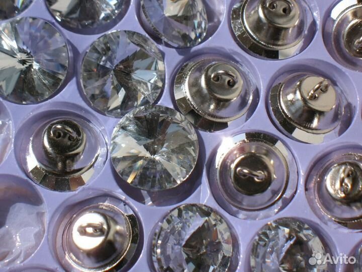 Стразы пуговицы для мягкой мебели