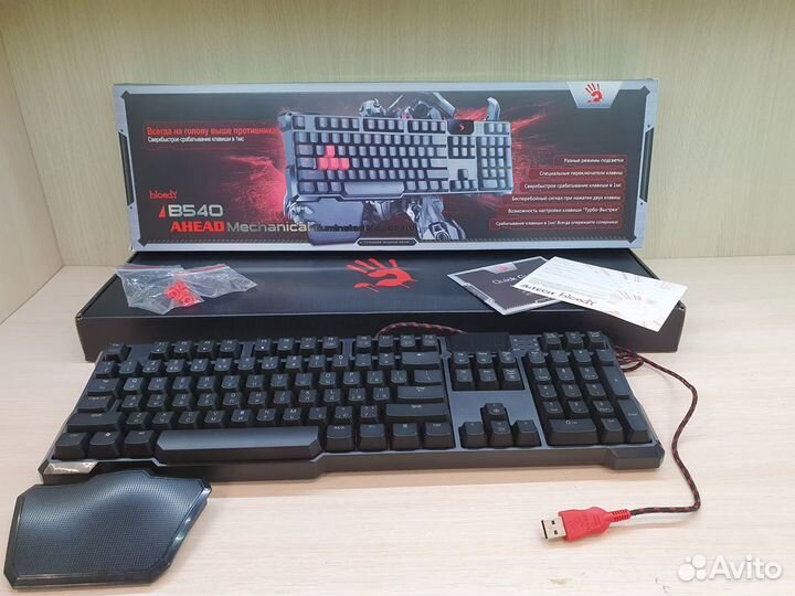 Механическая клавиатура Bloody Ahead B540
