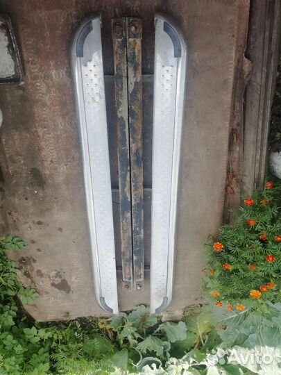 Пороги ступеньки на рав 4