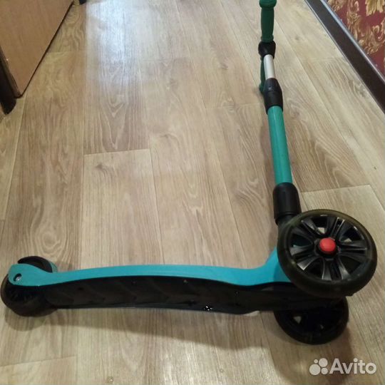 Самокат детский со светящимися колесами