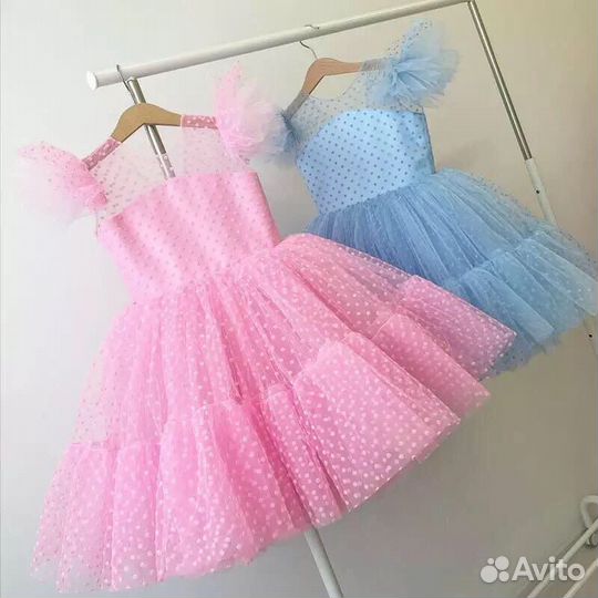 Новые платья на 4 года в наличии