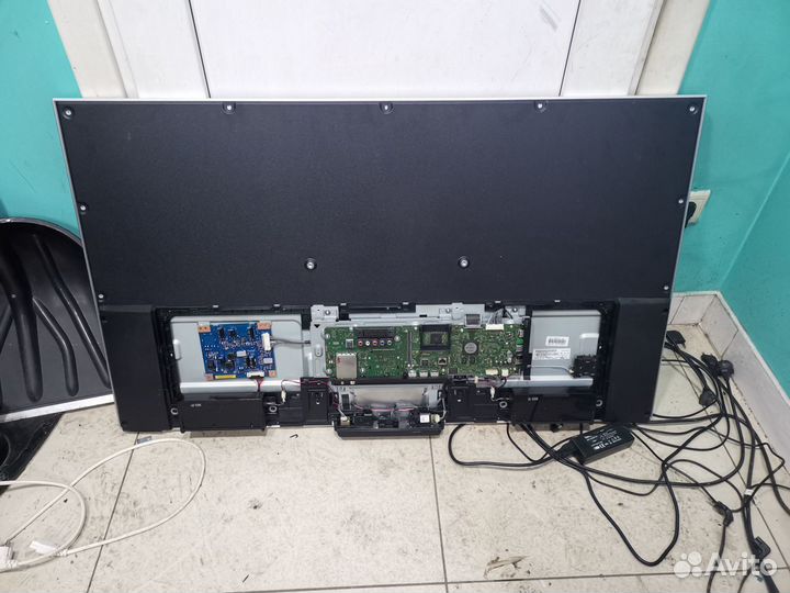 Телевизор Sony KDL-50W817B (Разбор)(По запчастям)
