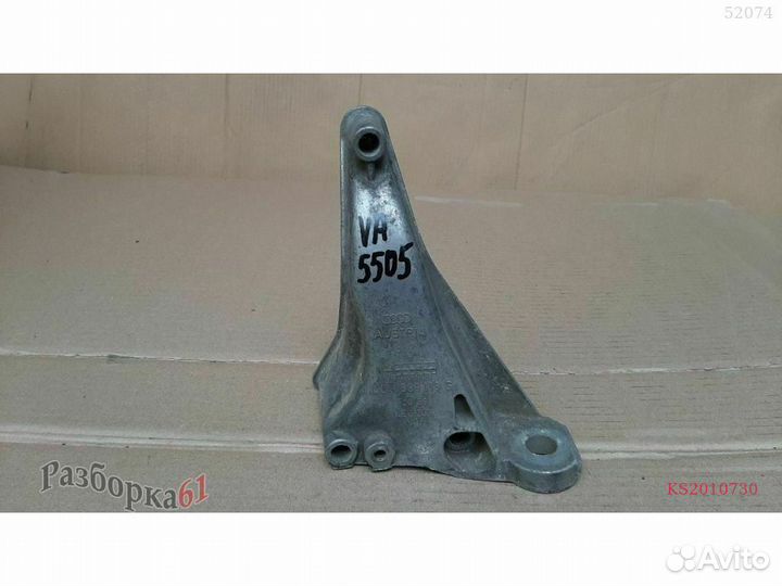 Кронштейн кпп audi A8 D2