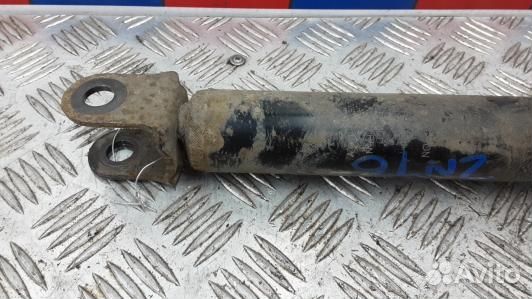 Амортизатор задней балки hyundai IX35 1 (2NT06LX02