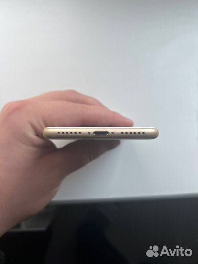 iPhone 7, 32 ГБ