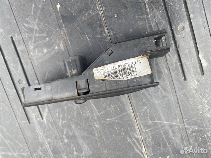 Блок управления стеклоподъемниками передний левый