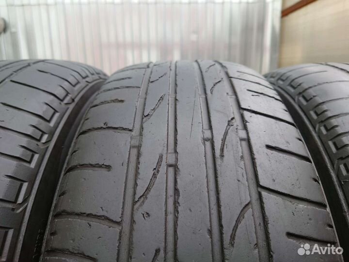 Bridgestone Dueler H/P Sport 215/65 R16 98H