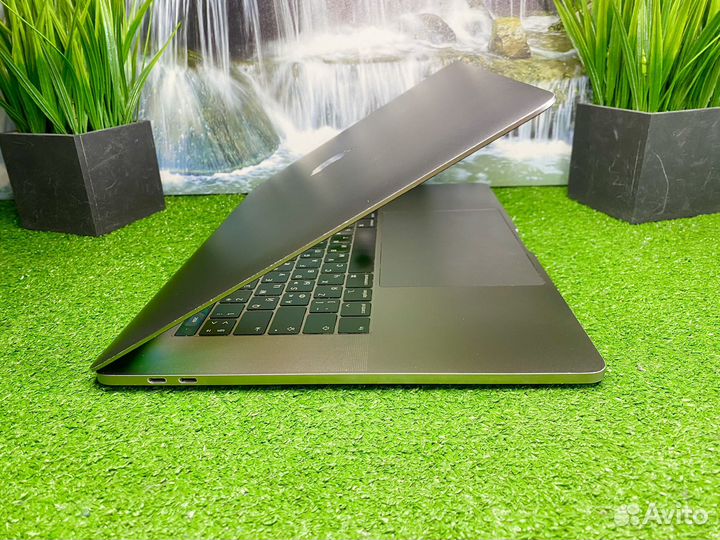 MacBook Pro 15 2018 i7 16Gb 512Gb Ростест