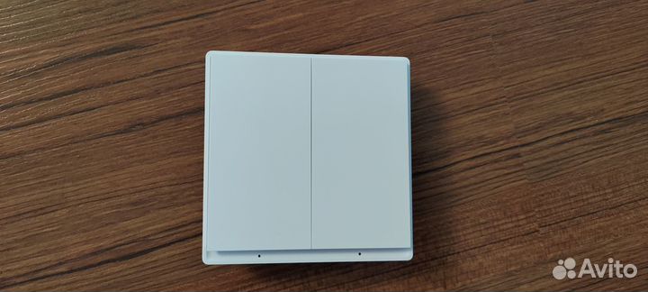 Умный настенный выключатель