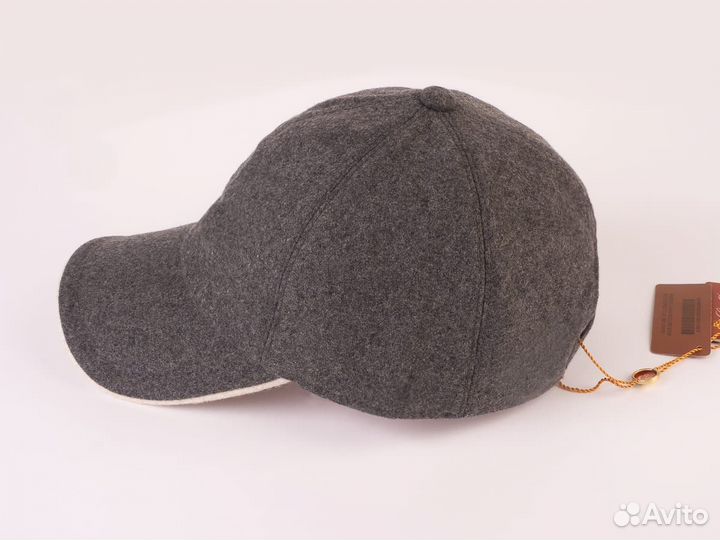 Зимняя мужская бейсболка