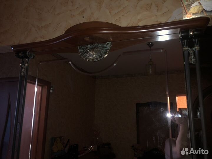 Зеркало огромное, 2 на 1 м, металл и дерево