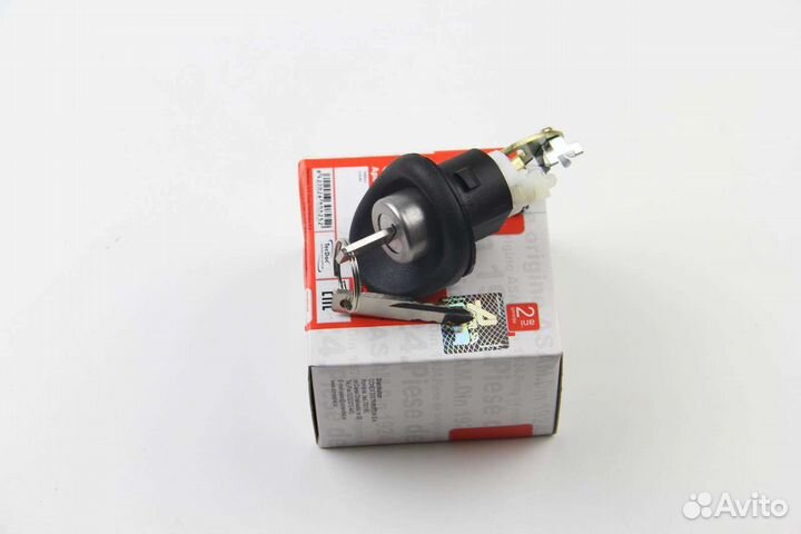 Личинка замка Renault Logan с ключем оригинал