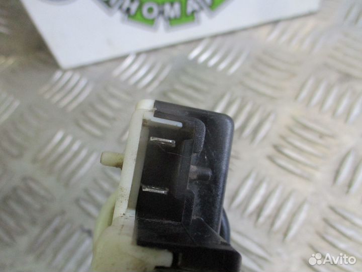 Активатор лючка бензобака Renault Laguna 2 2002г