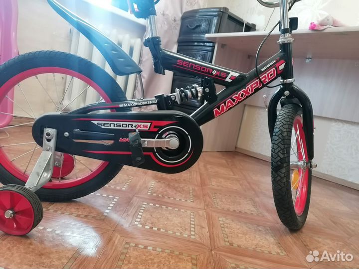 Детский велосипед 16