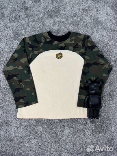 Лонгслив broken planet