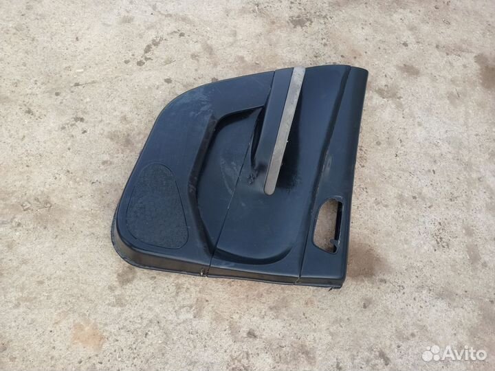 Обшивка двери задней левой Peugeot 307