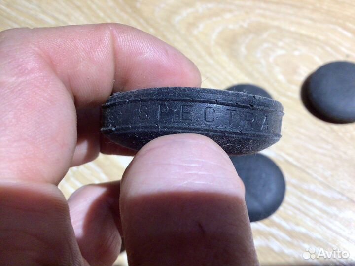 Антивибрационная опора для аппаратуры