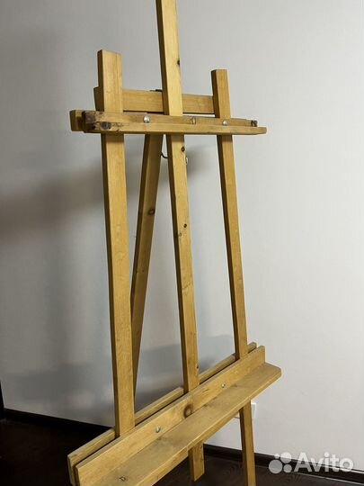 Мольберт художественный
