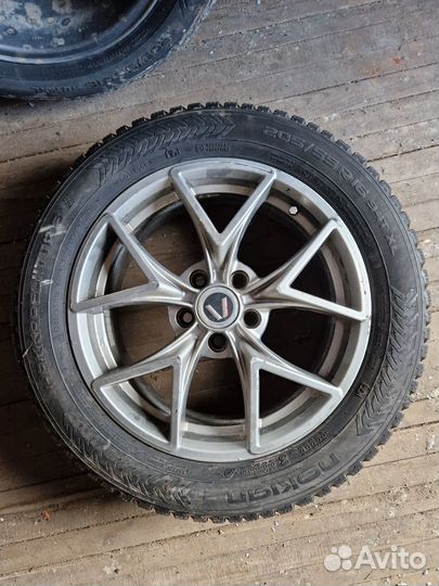 Nokian Tyres Hakkapeliitta 8 205/55 R16