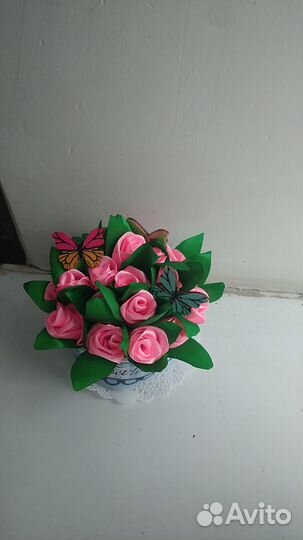 Букет цветов из атласных лент, ручная работа