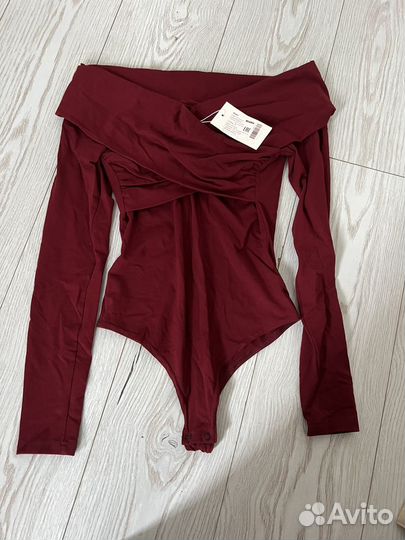 Женские вещи 42-44