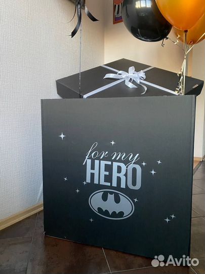 Коробка сюрприз с воздушными шарами