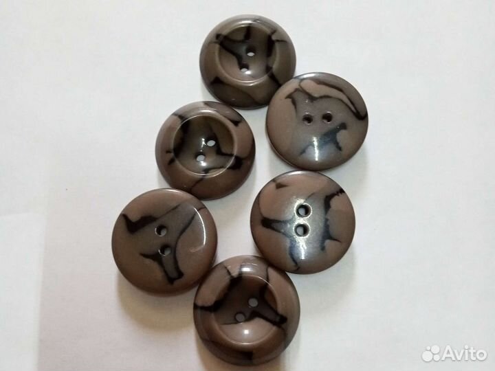 Пуговицы