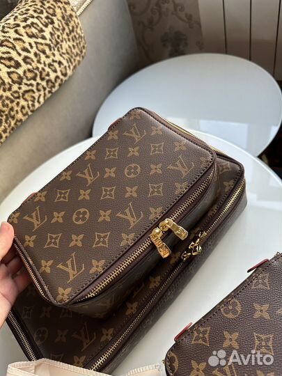 Косметичка louis vuitton
