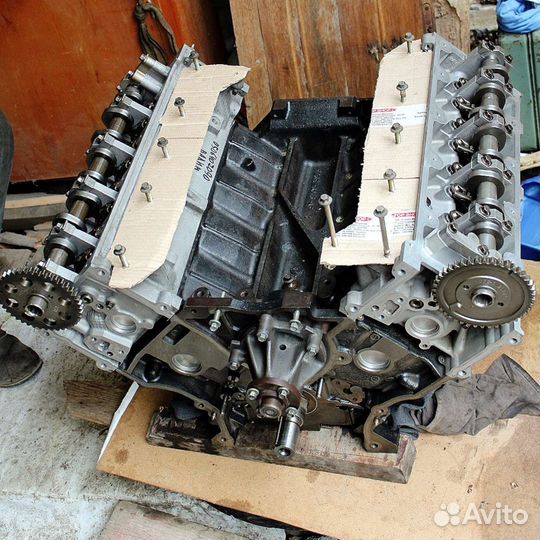 Двигатель Линкольн Навигатор 5.4L