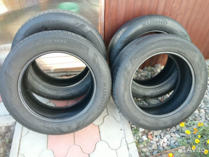 Kumho Crugen HP91 235/60 R18 107V