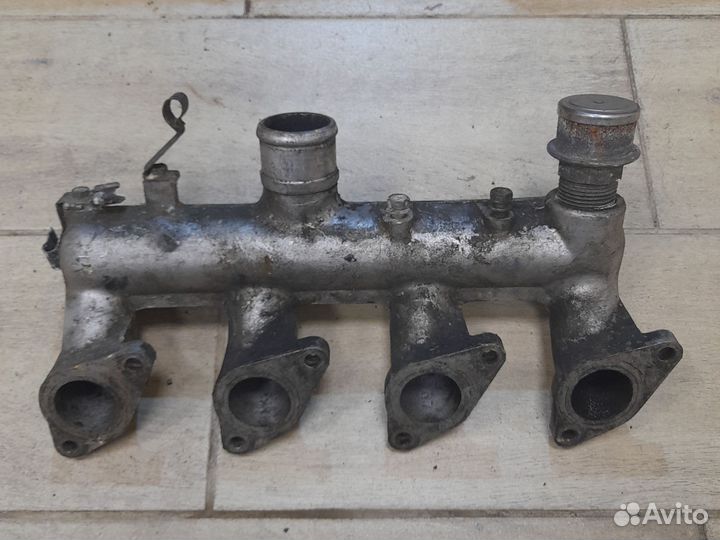 Впускной коллектор 4D56 Pajero 2