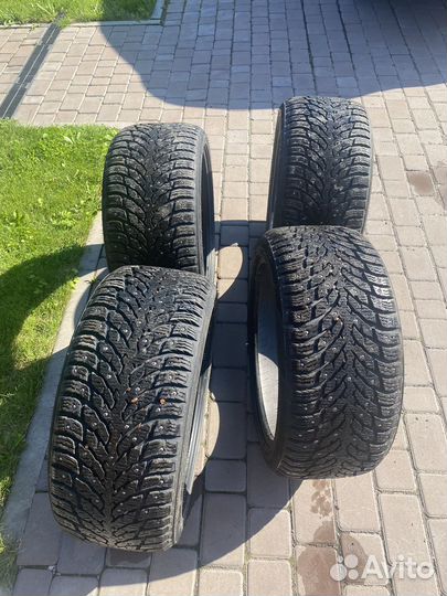 Nokian Tyres Hakkapeliitta 9 245/40 R18 и 265/35 R18