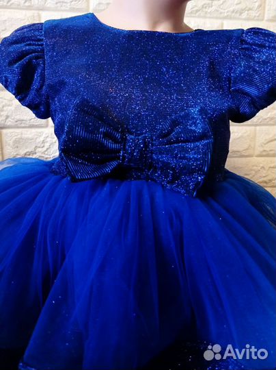 Нарядное очень пышное платье (92,98,104,110) Новое