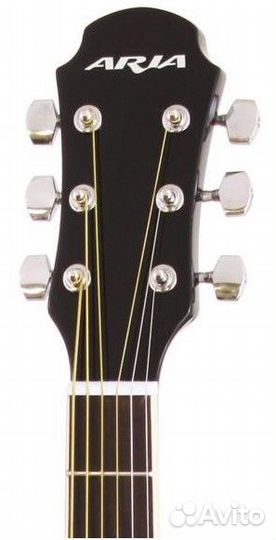 Акустическая гитара Aria + Аксессуары