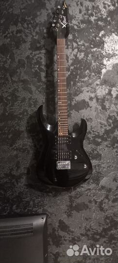 Электро гитара с комбиком и педалью перегруза