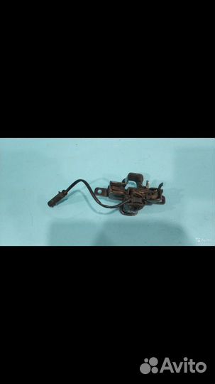 Замок капота Mercedes Benz W221