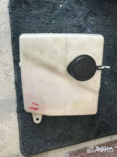 Бачок омывателя Toyota gx100