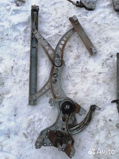 Стеклоподъёмник Volkswagen Passat b3