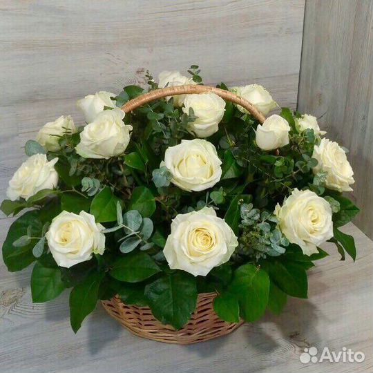 Корзина с цветами 017