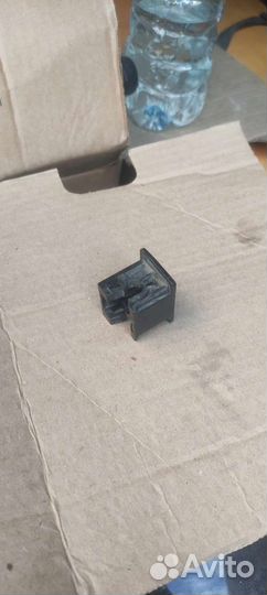 Кронштейн фары Kia Soul 3 Ceed 3 передний