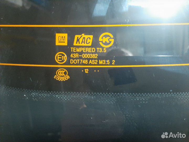 Стекло заднее заднее Chevrolet Aveo седан F16D4