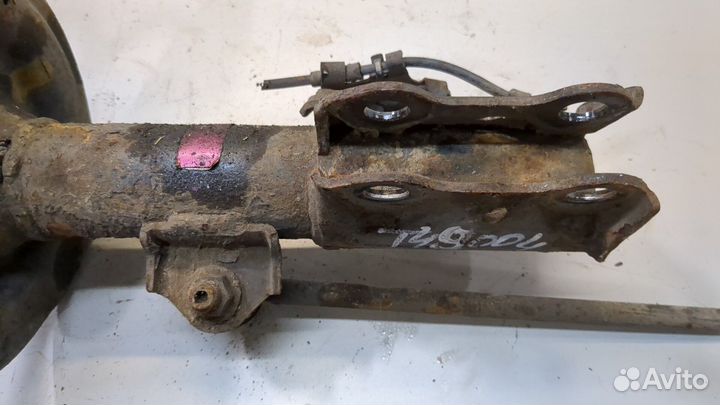 Амортизатор подвески левый передний Toyota Verso