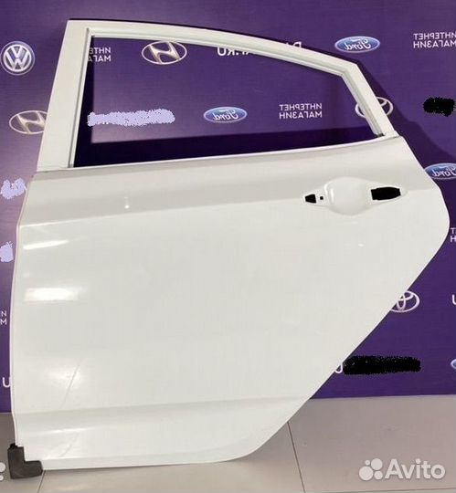 Дверь задняя левая Hyundai Solaris 11-17 белая