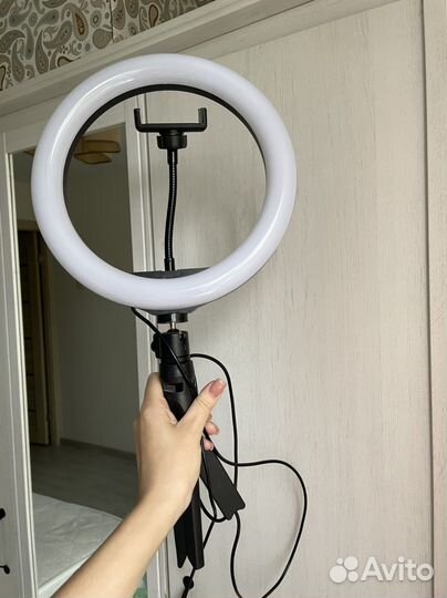 Кольцевая лампа 20см