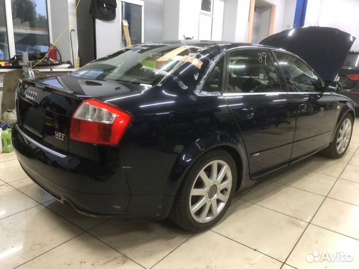 Заглушка Audi A4 B6 AMB 2003