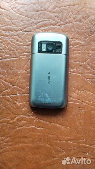 Nokia C6-01